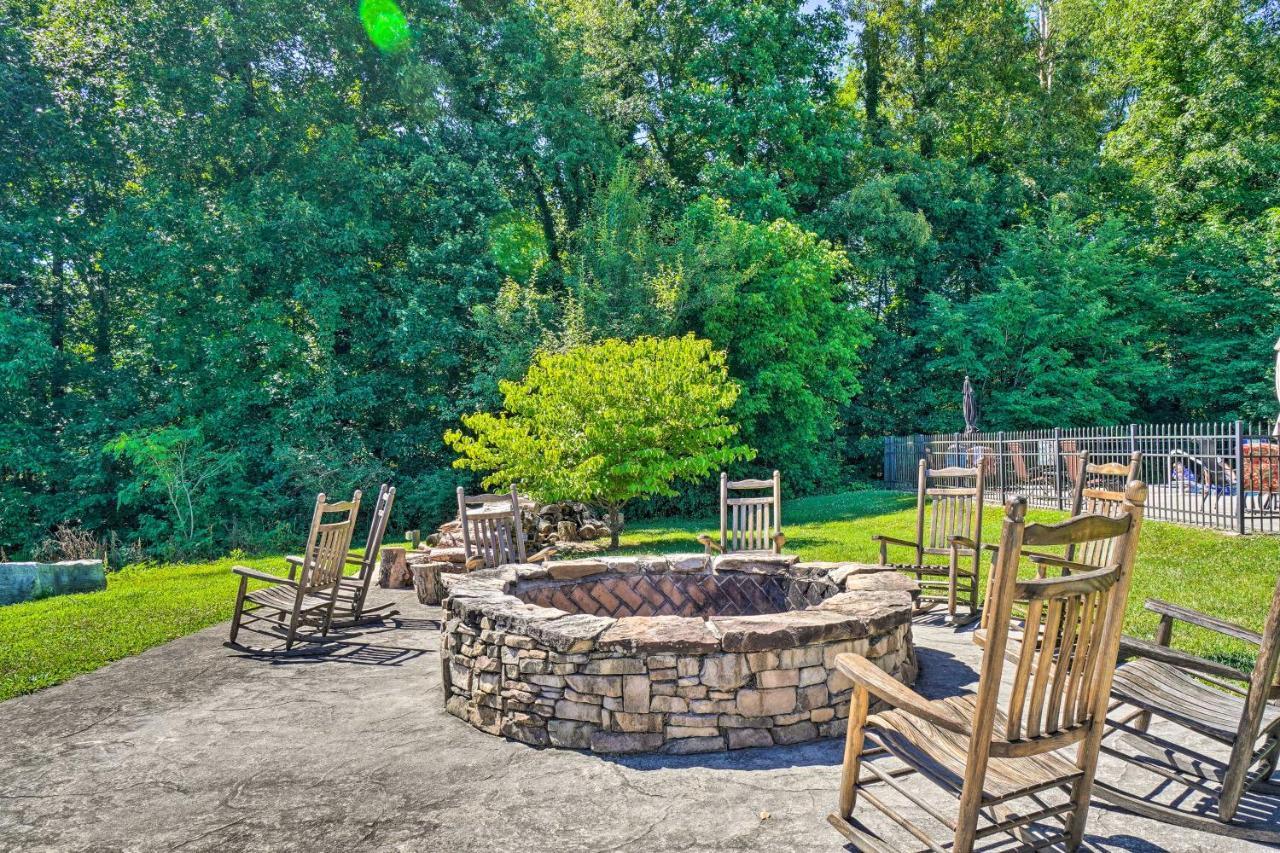Cozy Townsend Condo, Resort-Style Amenities! エクステリア 写真