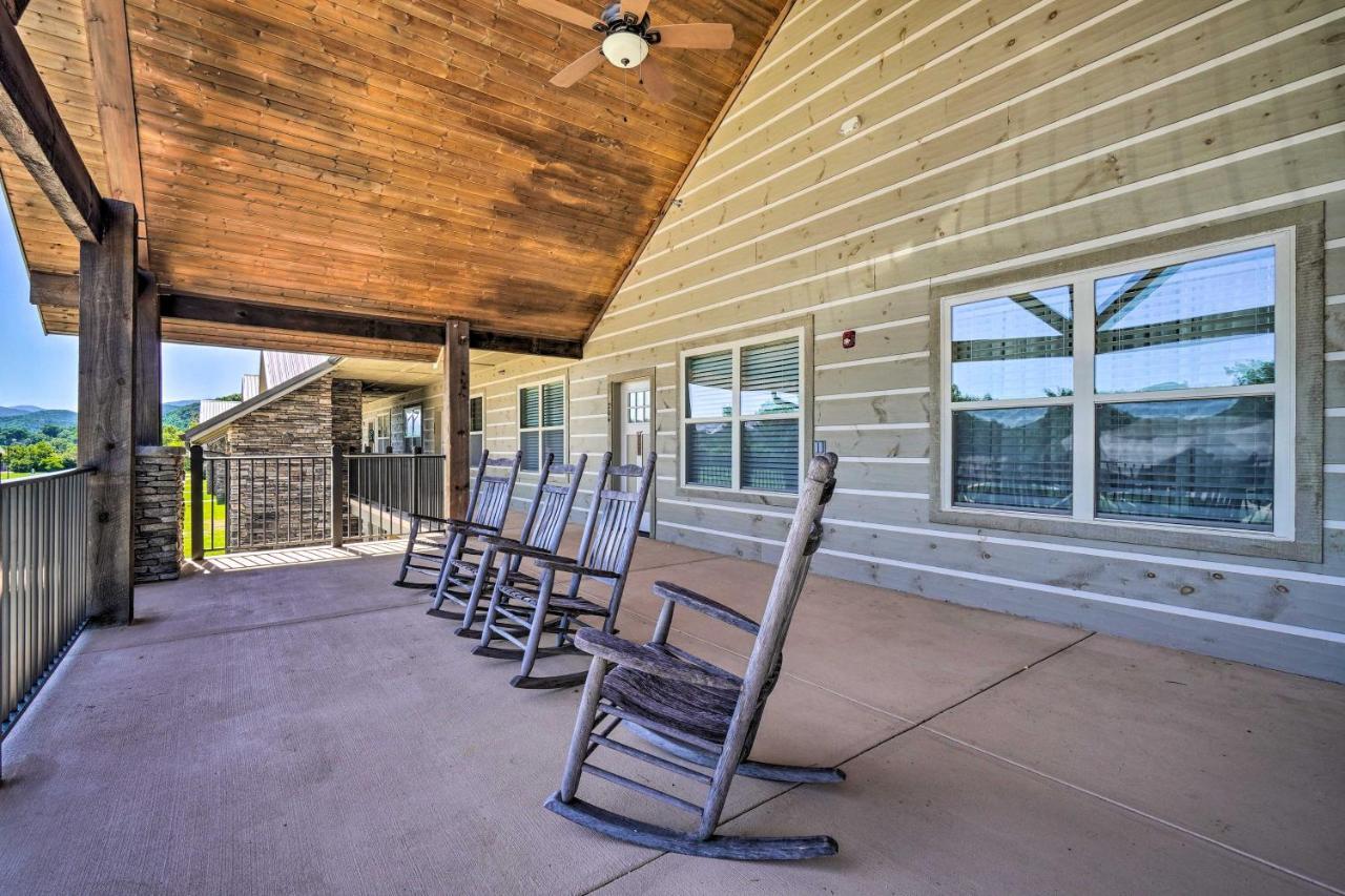 Cozy Townsend Condo, Resort-Style Amenities! エクステリア 写真